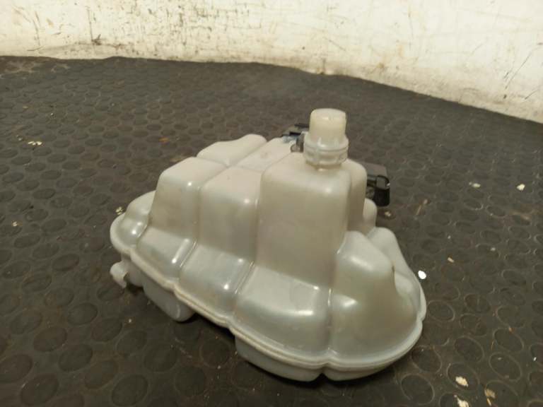 Audi A6 Radiator Expansion Tank 2011-2018 2.0l Cnha 4g0121403ae | in ...