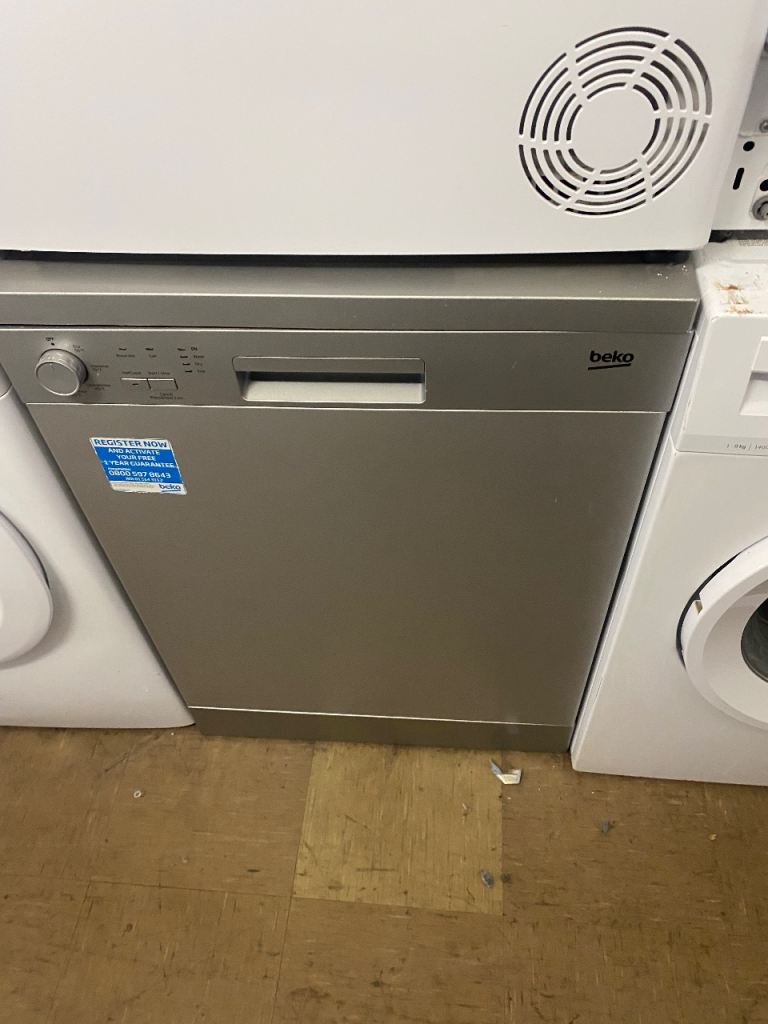 ✅🚚SILVER BEKO FULLY WORKING AND CLEANED FREESTANDING DISHWASHER WE DO DELIVER