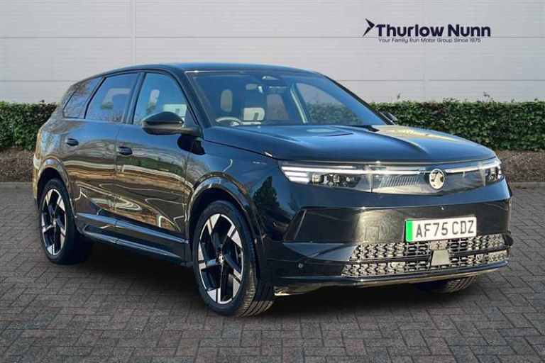 2025 Vauxhall Grandland 73kWh Ultimate SUV 5dr Electric Auto (213 ps) SUV Electric Automatic