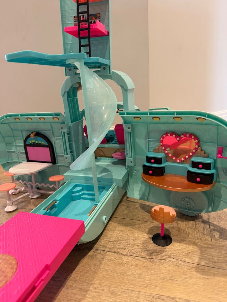 LOL doll campervan 