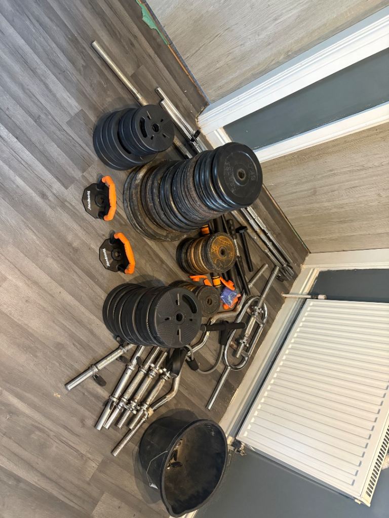 Weights and weight bench !!