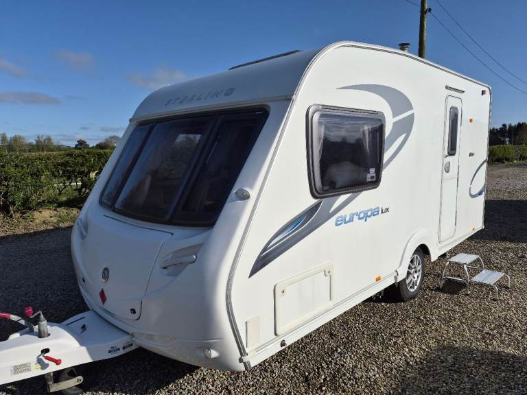 Swift sterling europa 2010 caravan 2 berth end bathroom mover mover 
