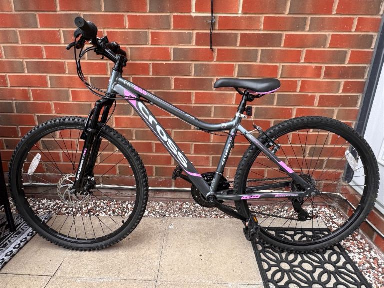 Cross FXT300 26 inch Wheel Size Womens/Girls Mountain Bike RRP £200
