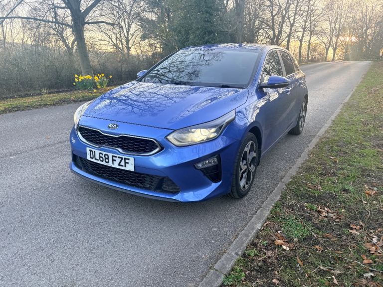 Kia ceed blue edition 1.4 petrol 2019 plate