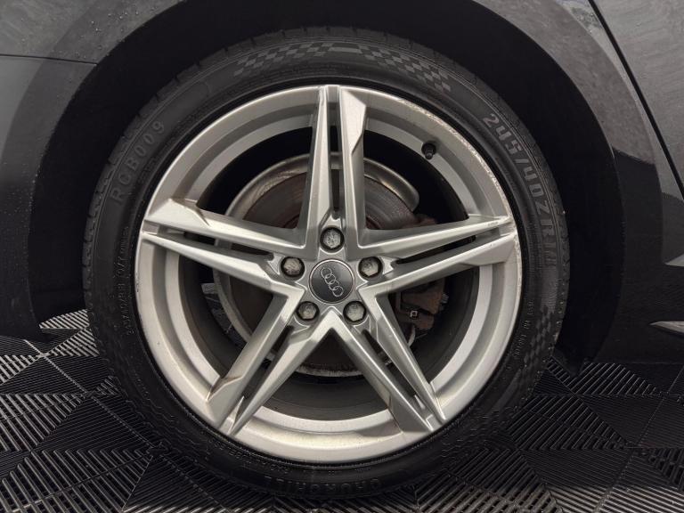 2016 Audi A4 Avant 2.0 TDI S line S Tronic quattro Euro 6 (s/s) 5dr ESTATE Diesel Automatic