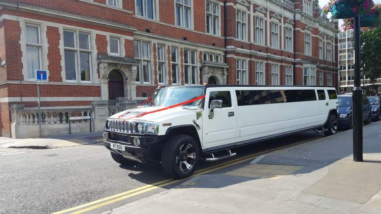 Hummer Hire / Limousine / 16 Seater / Limos / Limo hire / Prom Limo / Wedding Cars / NRA