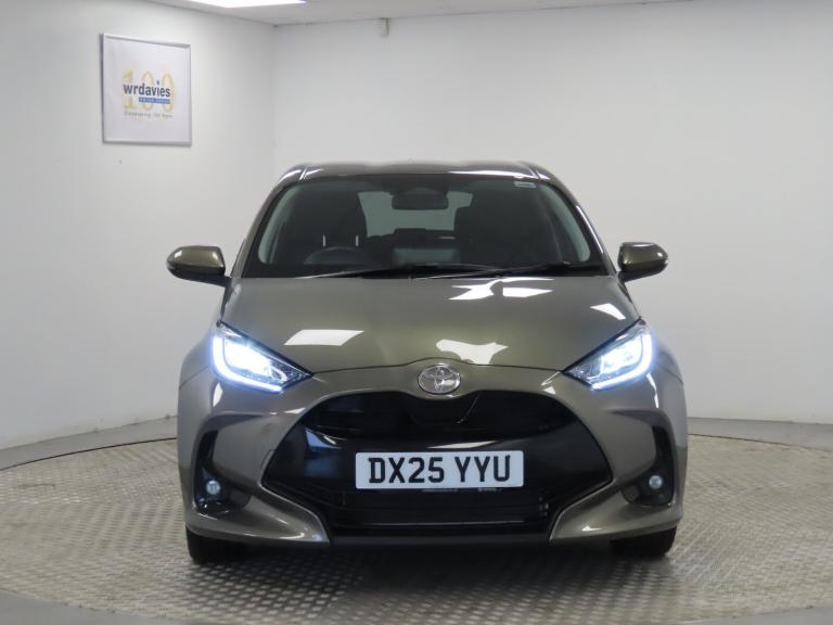 2025 Toyota Yaris 1.5 Hybrid Design 5dr CVT Hatchback Hybrid Automatic