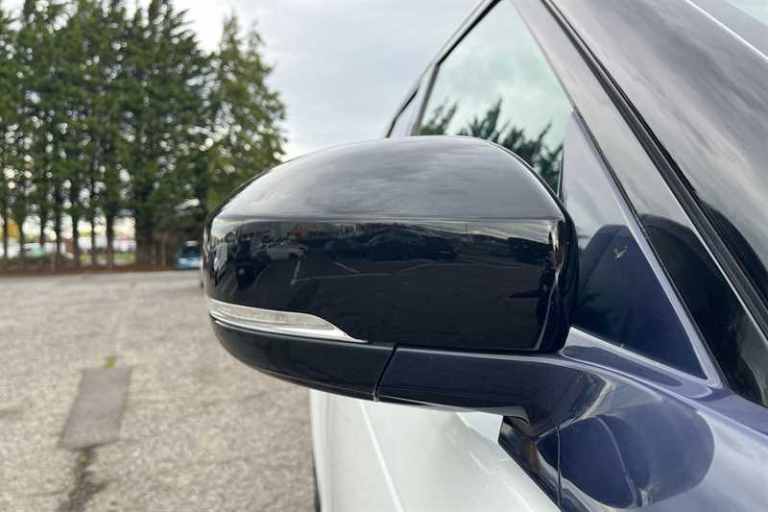 2019 Land Rover Discovery 2.0 SD4 HSE 5dr Auto ESTATE DIESEL Automatic