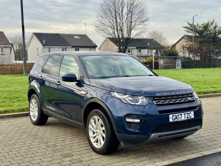 Land Rover Discovery Sport Automatic 7 Seater 2.0 TD4 2017 (17)