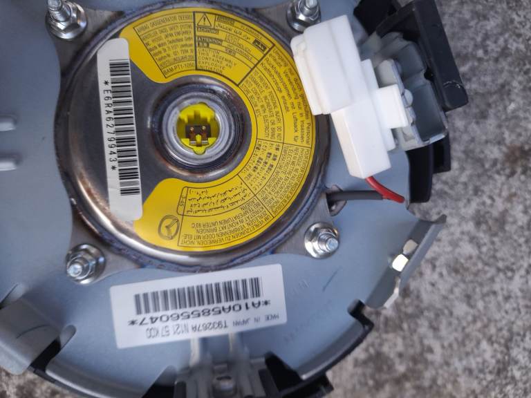 Mazda MX5 MK3/NC 1.8/2.0 -Horn Button