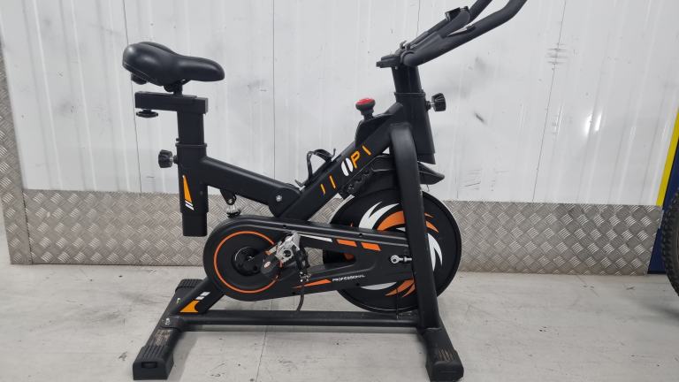 Exercise/spin bike £50, please read full advert 