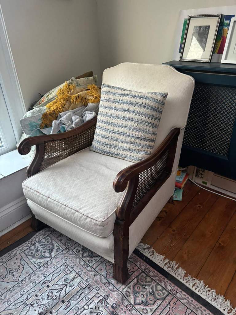 Two chairs for free 