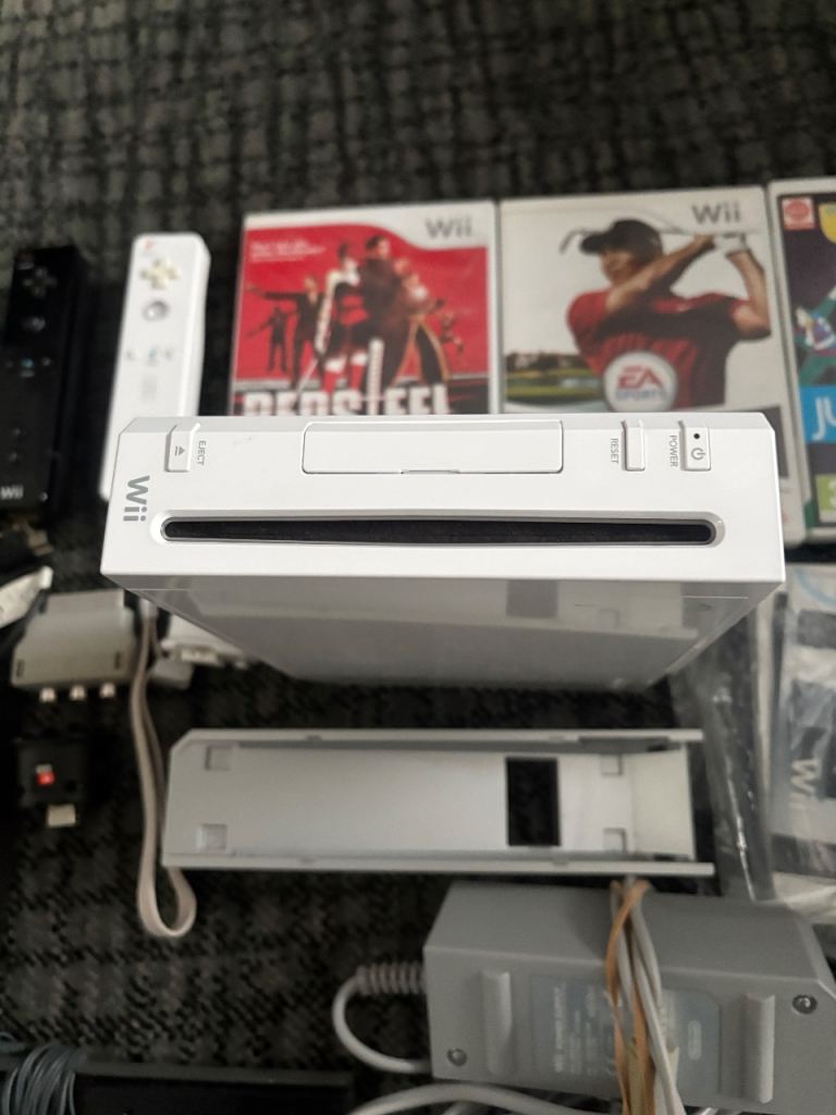 image for Nintendo Wi console 