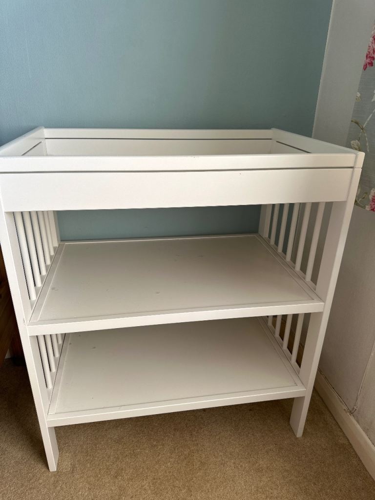 Baby change table 