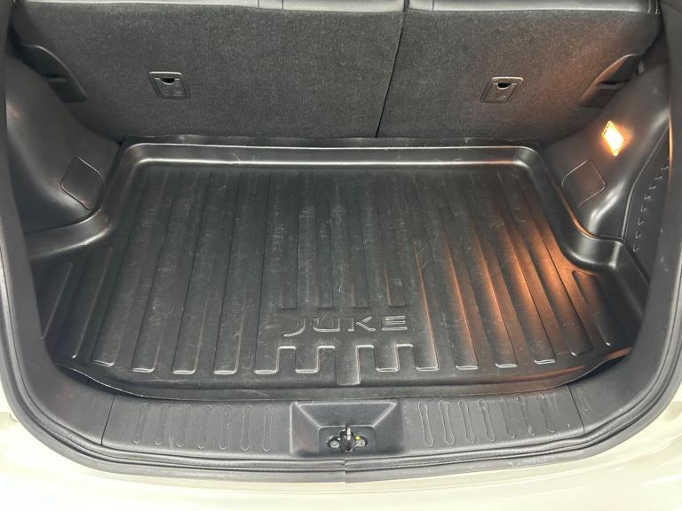  Nissan Juke 1.2 DIG-T Tekna Euro 6 (s/s) 5dr Petrol Manual