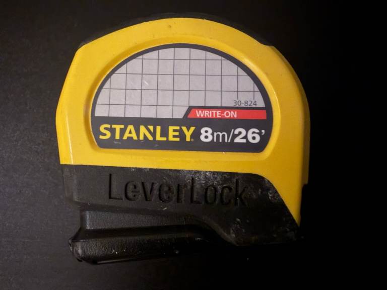 STANLEY 8m/26' LeverLock Tape Measure