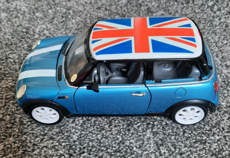 Mini Cooper With Pull Back Motor