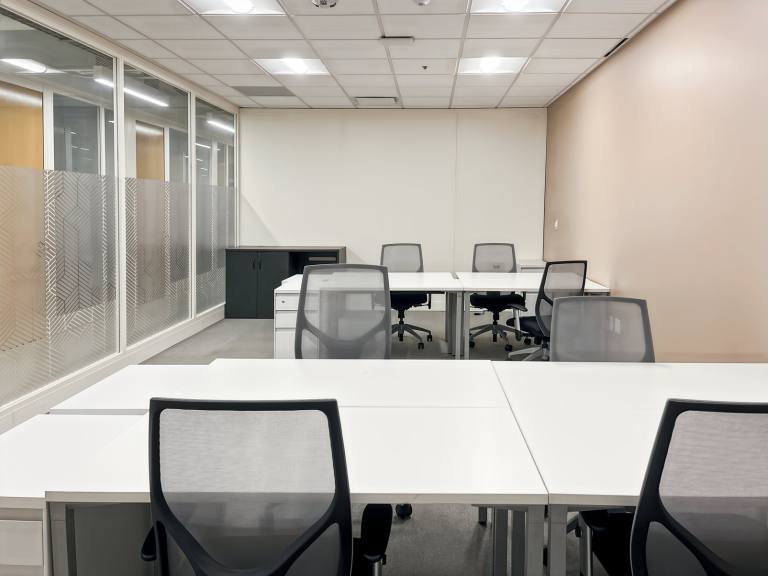 Manchester - M4 1PE \ Coworking Space for Short- and Long-Term Use