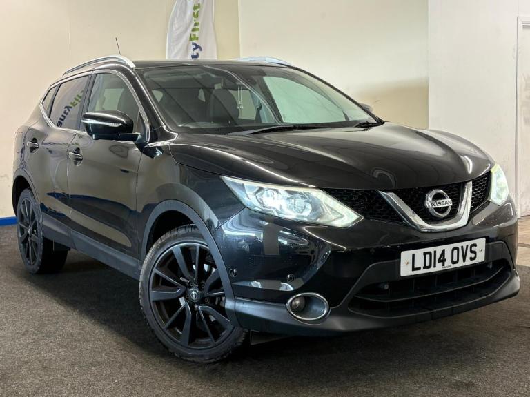 2014 Nissan Qashqai 1.2 DiG-T Tekna 5dr HATCHBACK PETROL Manual