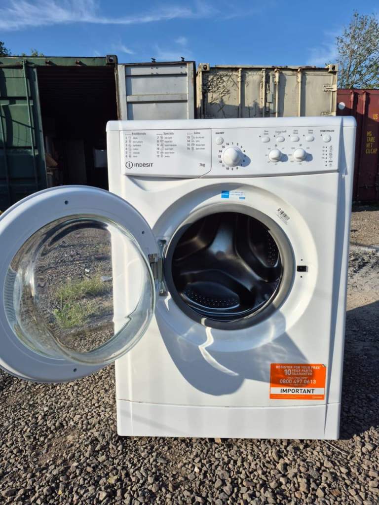 Indesit 7kg Washing Machine – Fully Working – Clean Condition – White