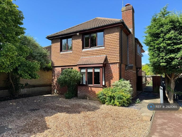 4 bedroom house in Mill Lane, Brackley, NN13 (4 bed) (#2921065)