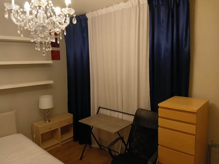 Dobell Room for rent on Westfery DLR station 