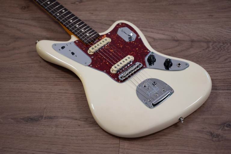 Fender USA Johnny Marr Signature Jaguar in White