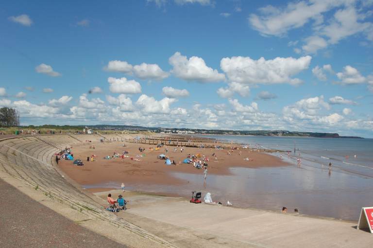 Last summer dates in our two storey accommodation, Welcome family holiday park Dawlish Warren