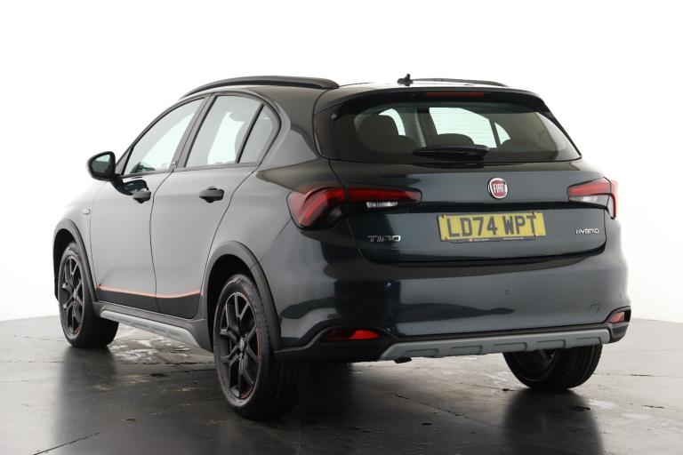 2024 Fiat Tipo 1.5 Hybrid 48V Cross Garmin 5dr DDCT Hatchback Petrol Automatic