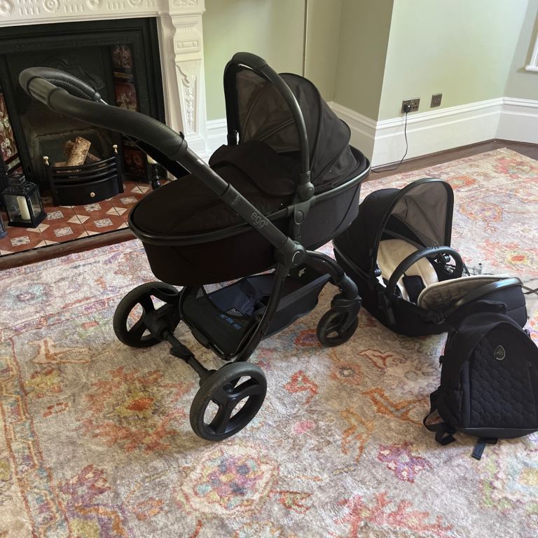 Egg 3 travel system pram - Black edition (limited)