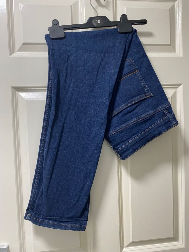 2 pairs Weekend Offender Jeans