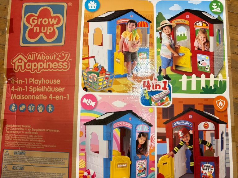 Grow'n Up 4 in 1 Interchangeable Playhouse