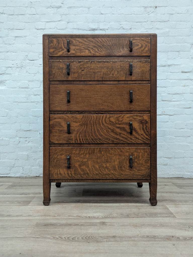 1930's Oak Tallboy Chest Of Drawers  (DELIVERY AVAILABLE)