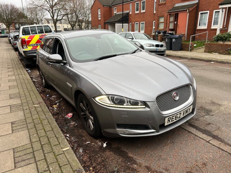 Jaguar XF (2012) 2.2d Luxury Sportbrake 5dr Diesel Auto Euro 5 (s/s) (200ps)