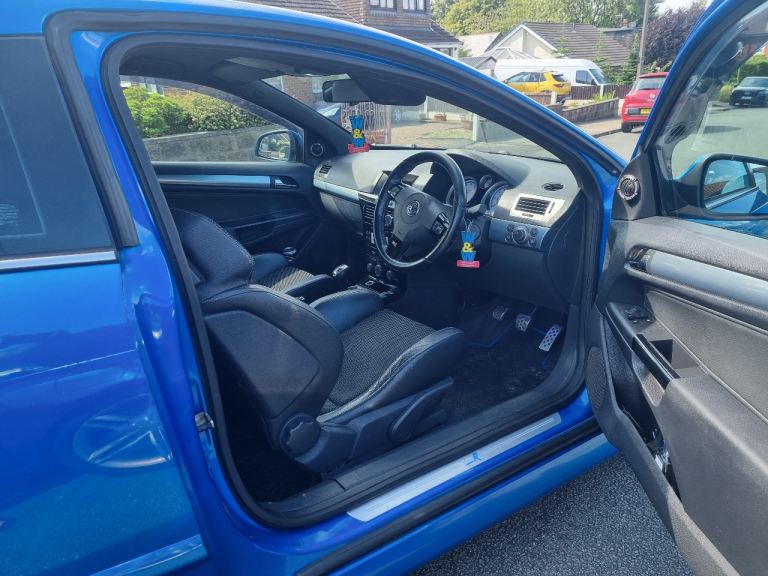 Astra VXR 2.0l Turbo ** BARGAIN **