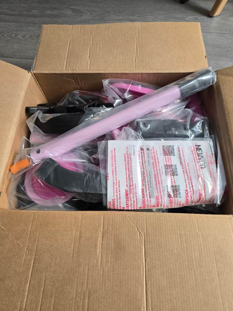 Newyoo Trike with Parent Handle