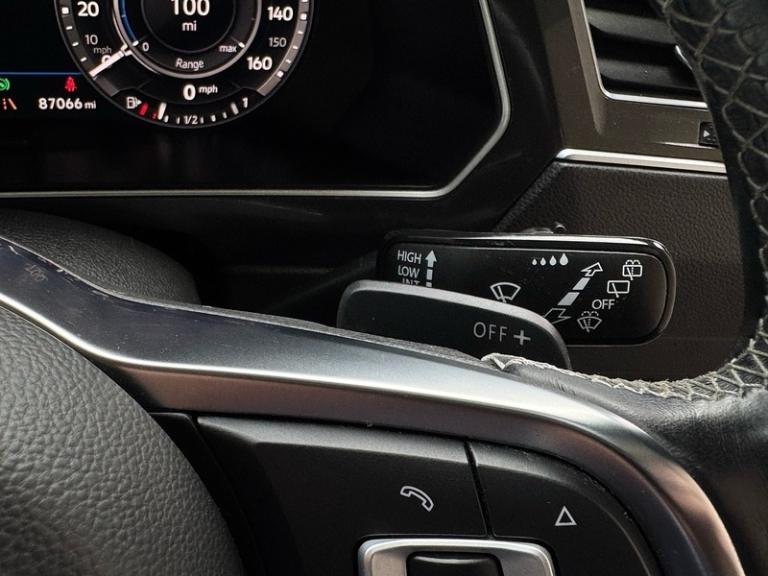 2017 Volkswagen Tiguan TDI R-Line SUV Diesel Automatic