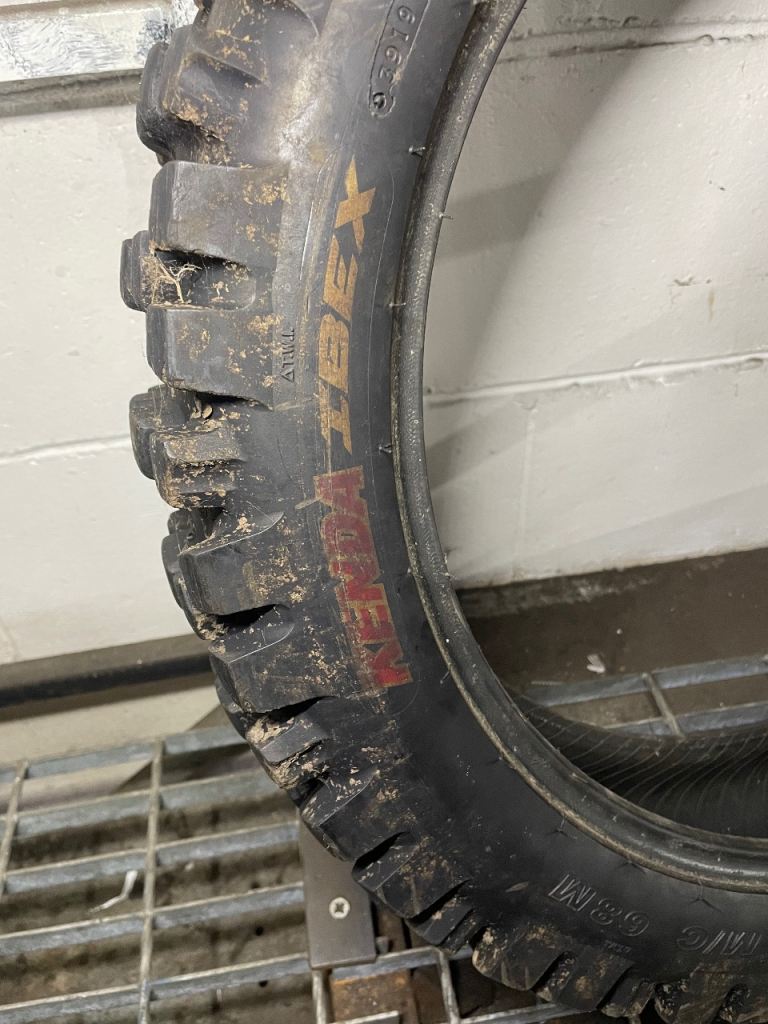 Motocross enduro tyres 