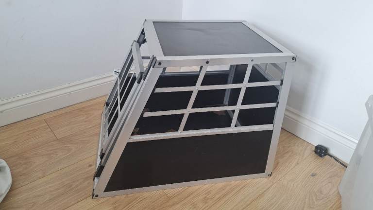 Solid Aluminium Dog Car Travel Crate / Carrier