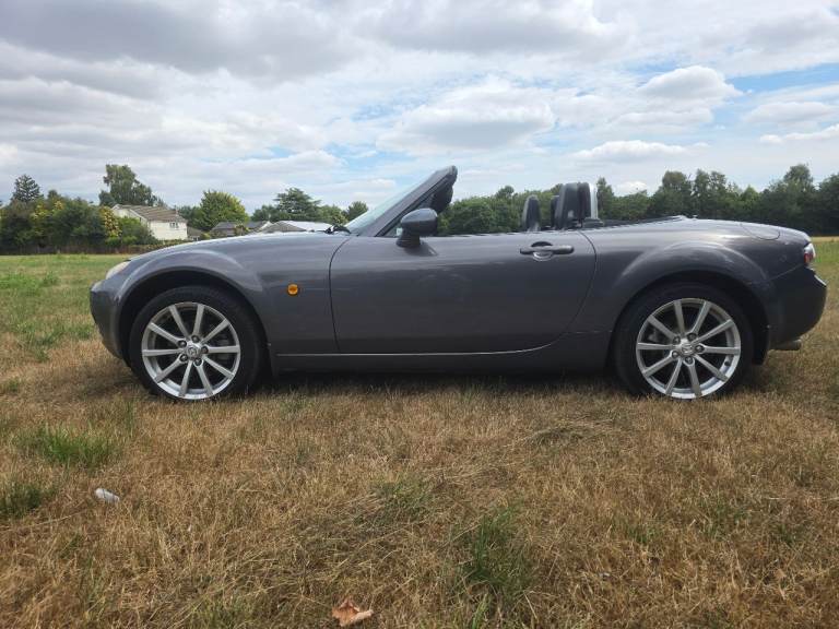 STUNNING MX5 2.0 Sport - RARE CONDITION & **LOW MILEAGE**WITH FULL SERVICE HISTORY**Optional