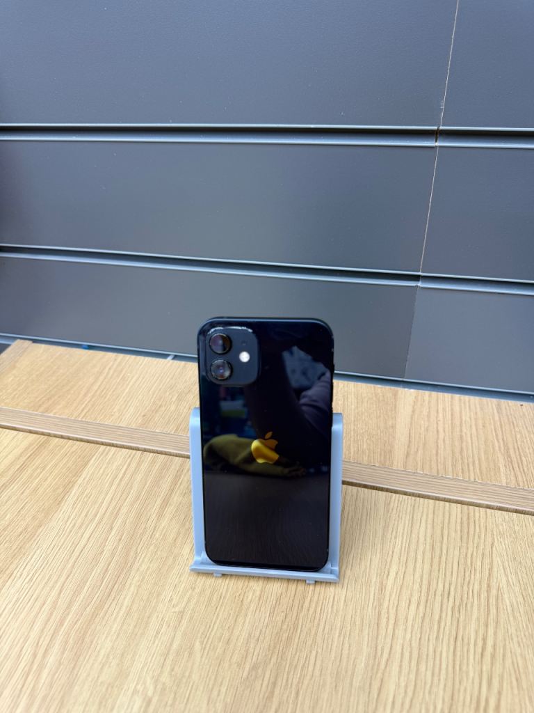 Apple iPhone 12 Black 64Gb – Good Condition, Unlocked