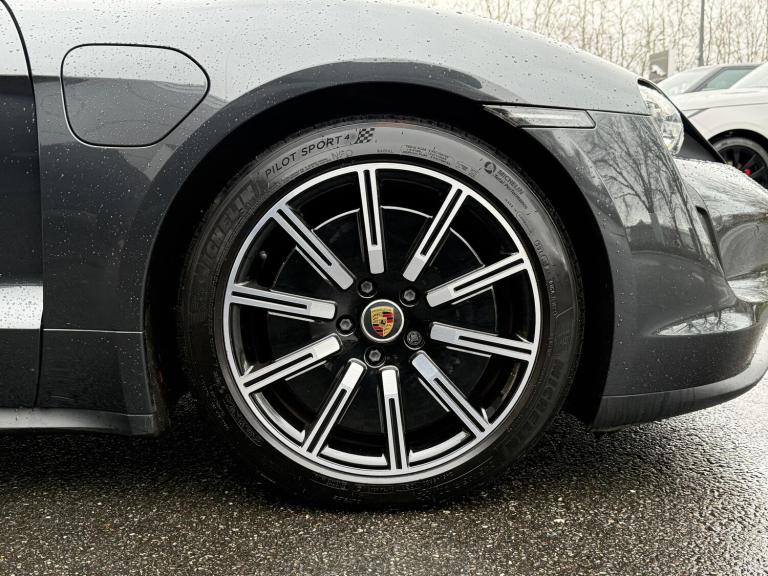 2022 Porsche Taycan Performance Plus 93.4kWh 4S Saloon 4dr Electric Auto 4WD (11kW Charger) (57 S...
