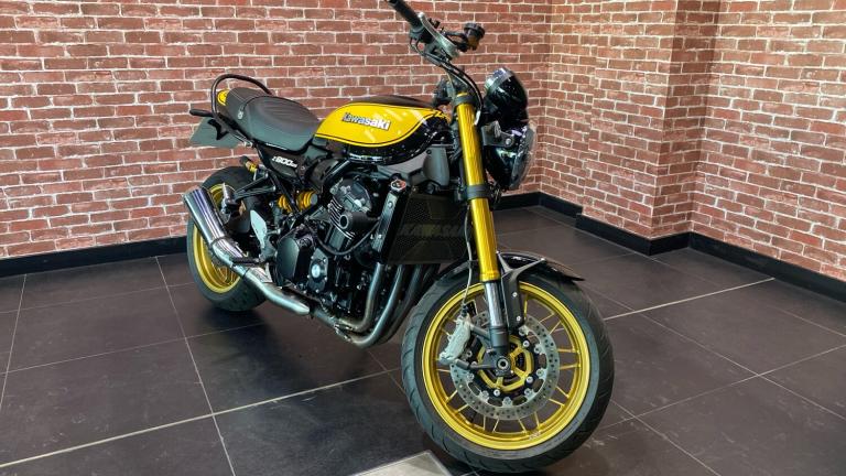 2023 Kawasaki Z R900NPFNB (23MY) TRADITIONAL Petrol Manual