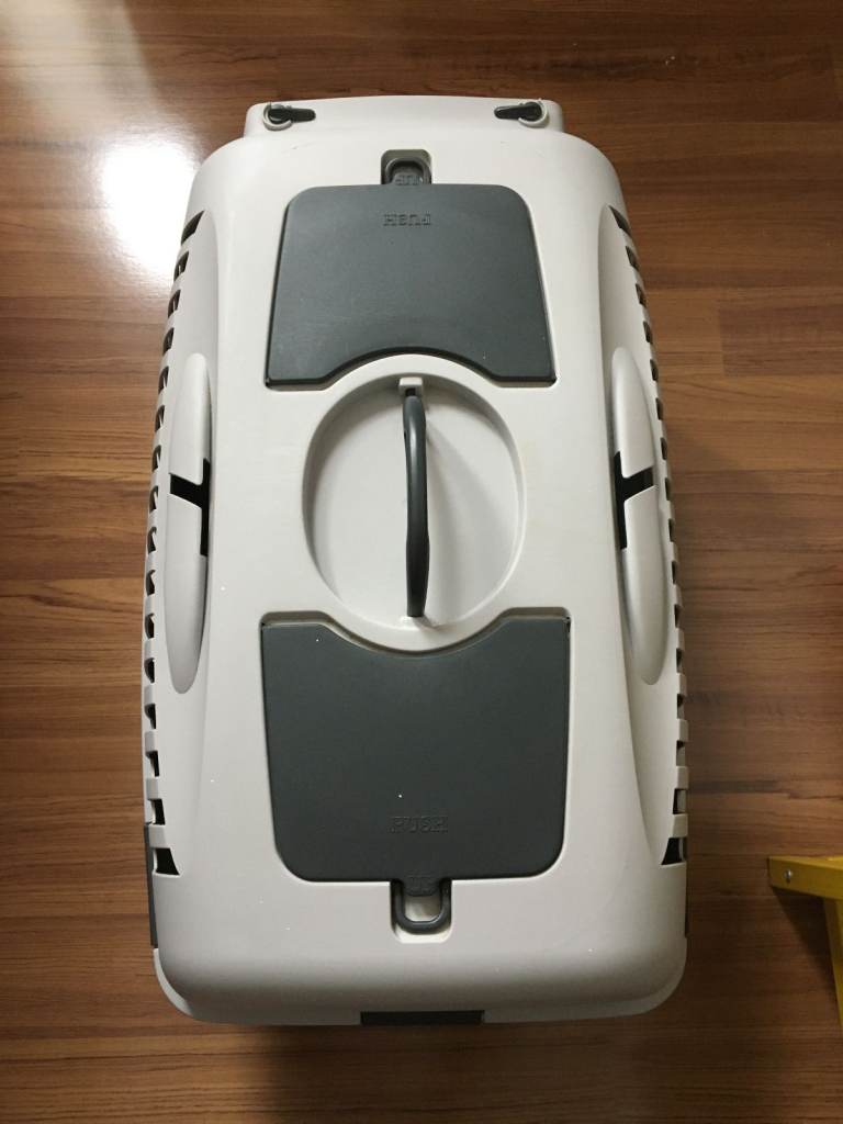 RESERVED - Large cat carrier (Trixie) - Free