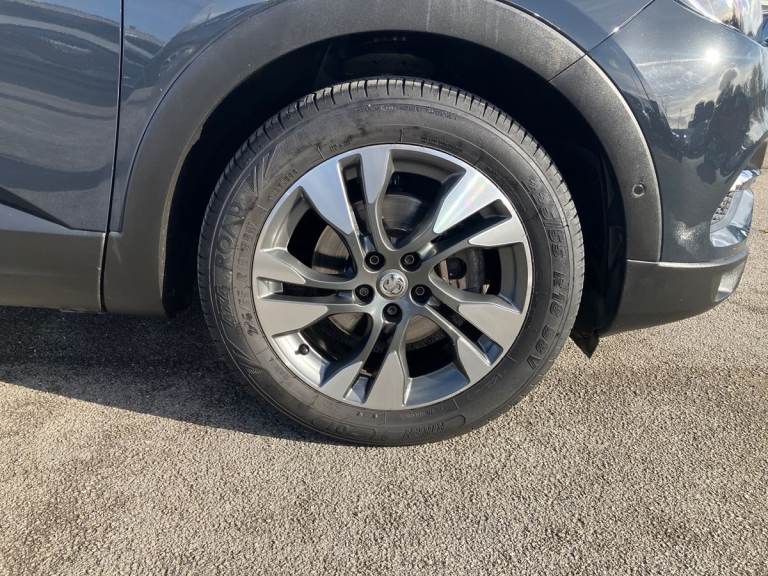 2020 Vauxhall Grandland X 1.2 Turbo Sport Nav 5dr Hatchback PETROL Manual