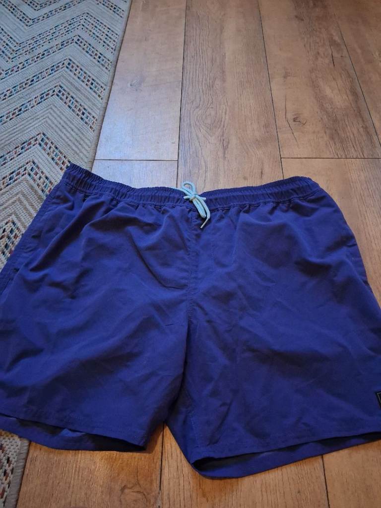 Mens Animal beach shorts BNWT  XS & XL