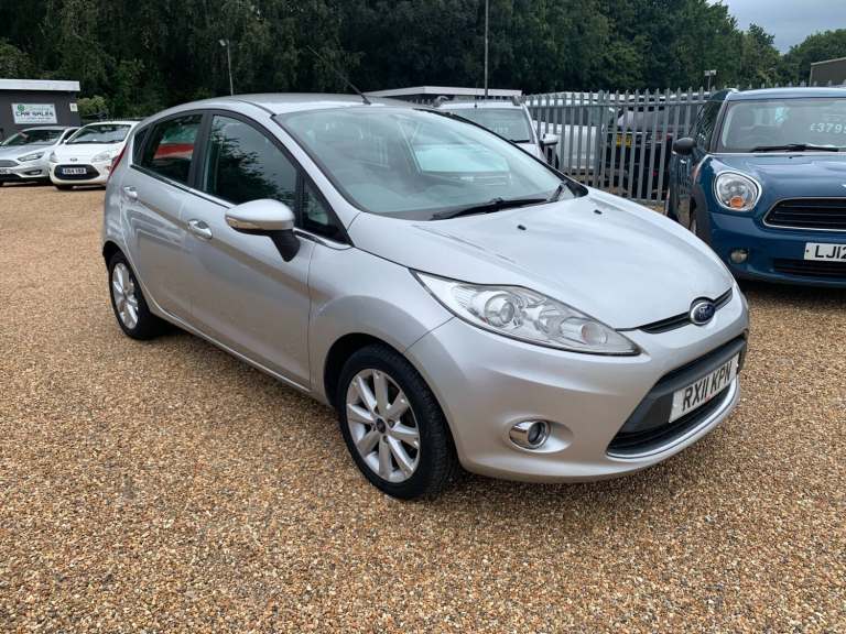 2011 Ford Fiesta 1.25 Zetec 5dr [82] HATCHBACK Petrol Manual