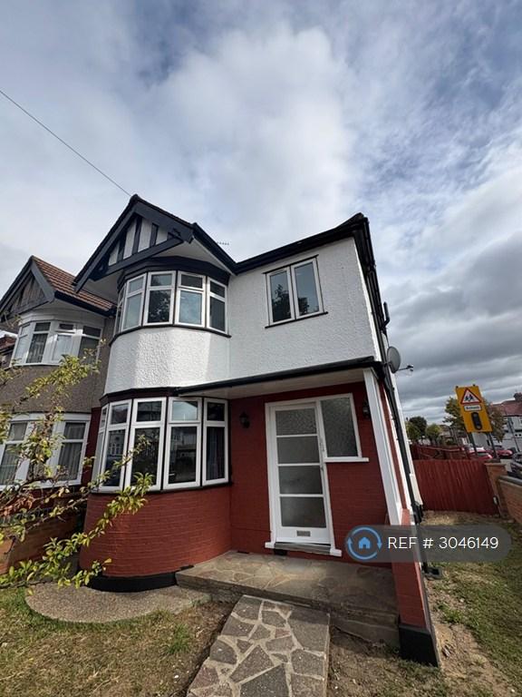 3 bedroom house in Kingshill Drive, Harrow, HA3 (3 bed) (#3046149)