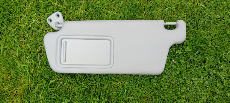 Daihatsu charade 2004 passenger side sun visor