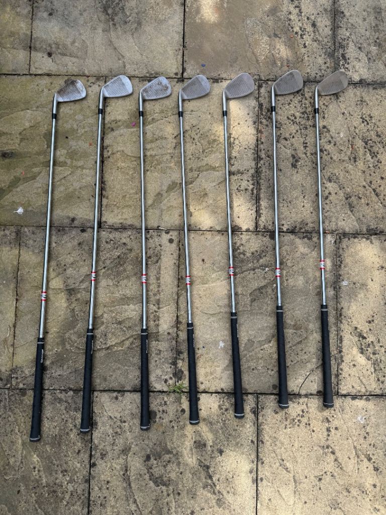 Slazenger V300 Iron set with bag (and balls)